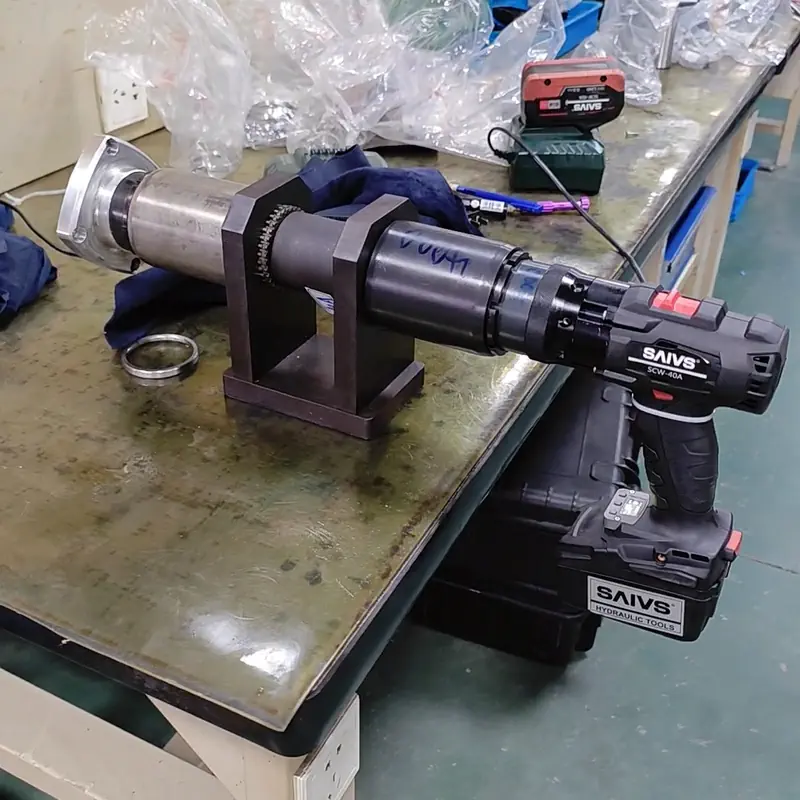 How-to-Use-a-Battery-Powered-Brushless-Torque-Wrench-Safely-and-Efficiently-SAIVS-4.webp